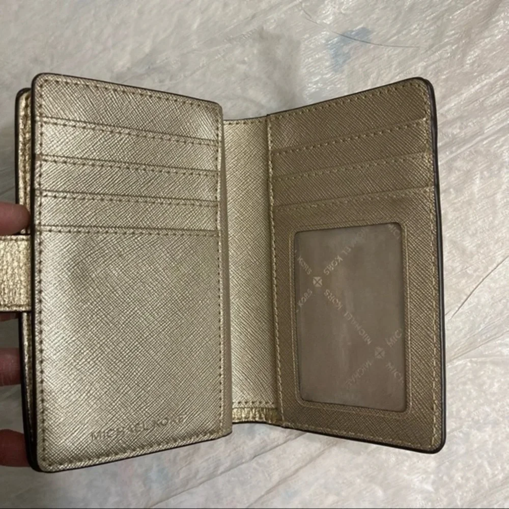Michael kors gold leather wallet